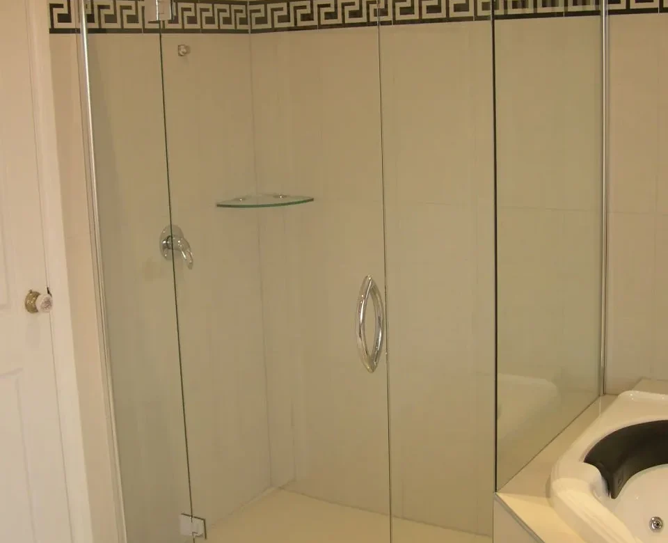 Frameless Showers