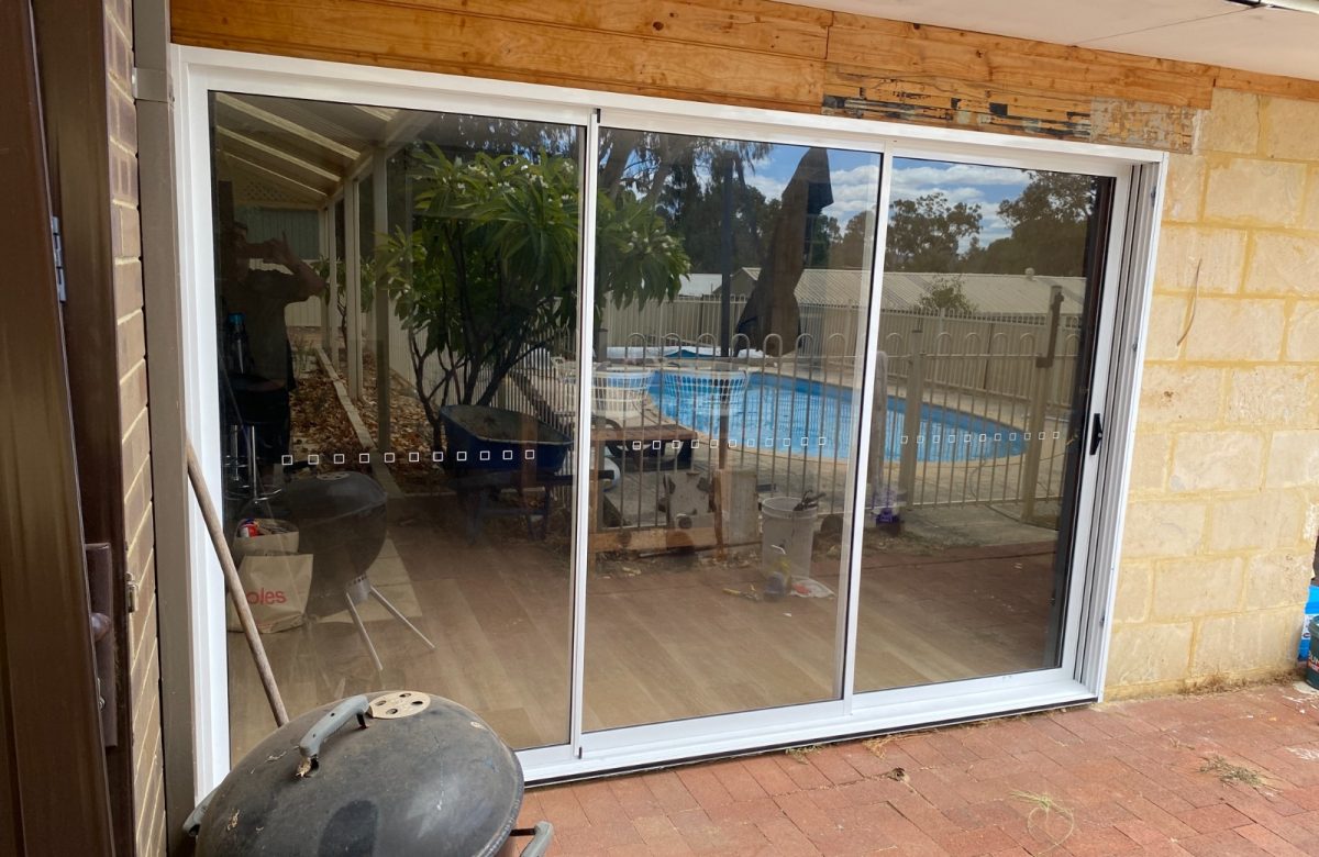 Sliding Glass Door Problems: When to Repair and When to Replace?