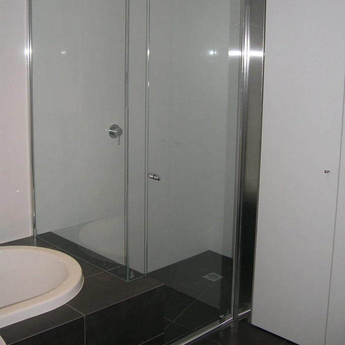 Shower Screen